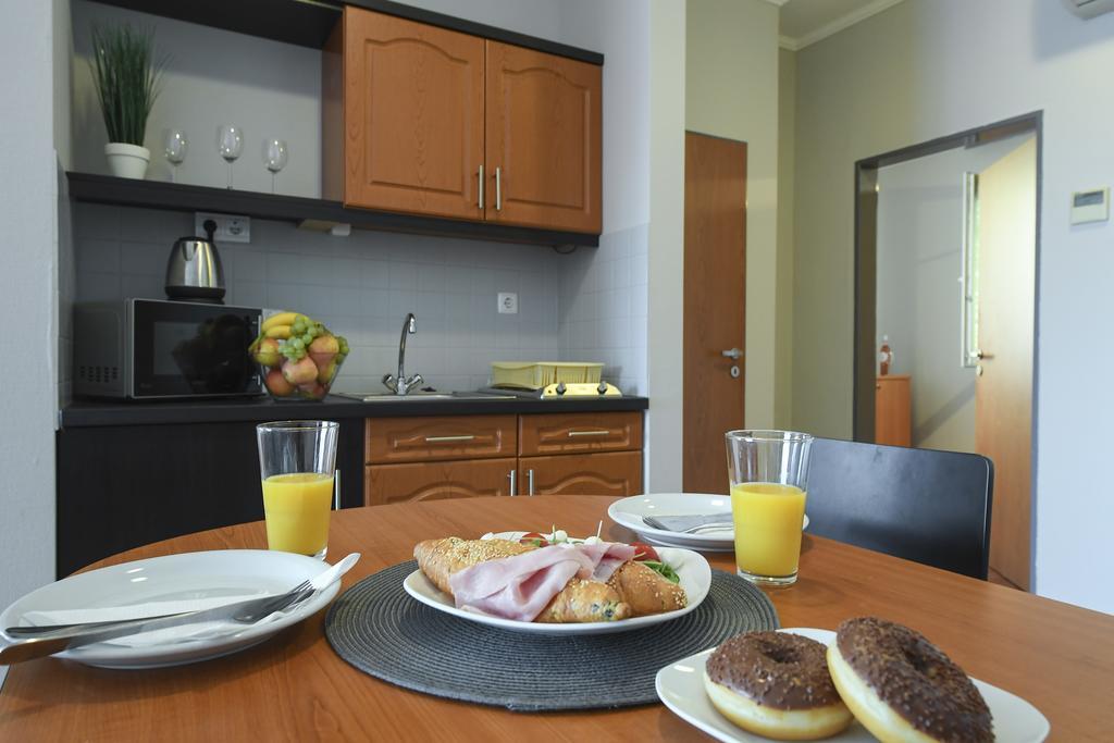 Salt Hill Apartmanok Эгерсалок Экстерьер фото