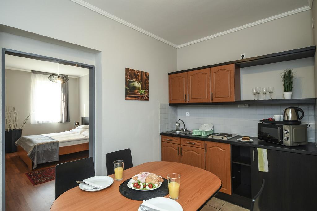 Salt Hill Apartmanok Эгерсалок Экстерьер фото