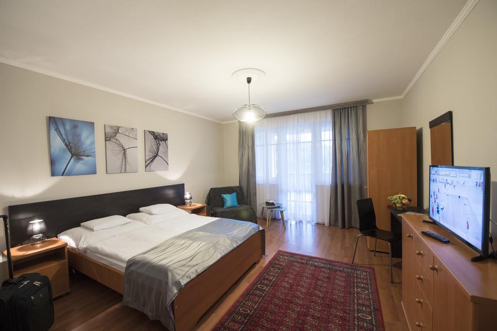 Salt Hill Apartmanok Эгерсалок Экстерьер фото